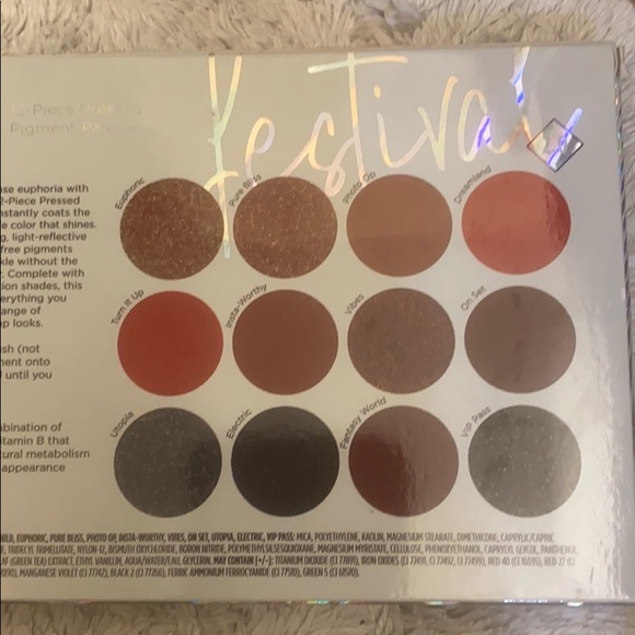 PUR Festival 12 Piece Eye Palette - Picture 2 of 2